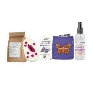 Set cadou de primăvară cu flori albe, iasomie și lavandă